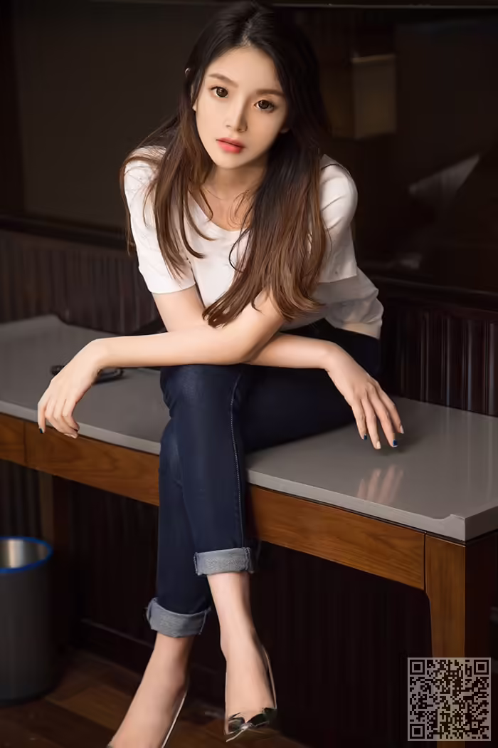 绝色、尤女郎、撩人