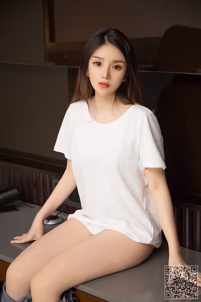绝色、尤女郎、撩人