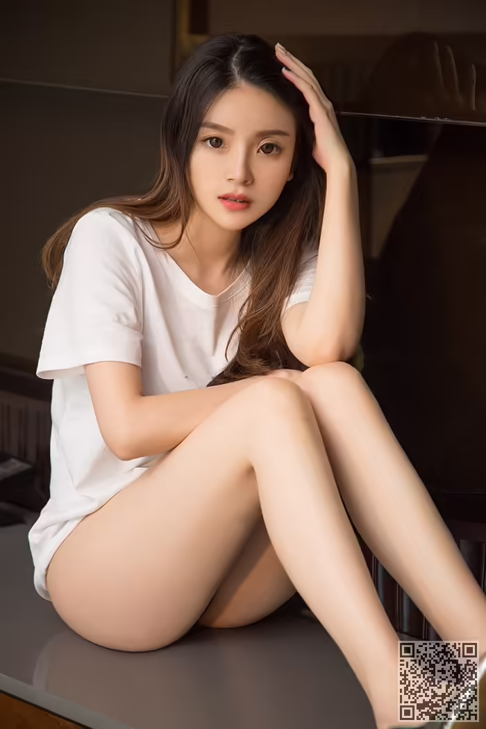 绝色、尤女郎、撩人