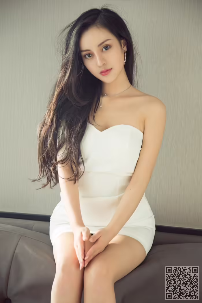 宅男女神、莫妮卡、酮体