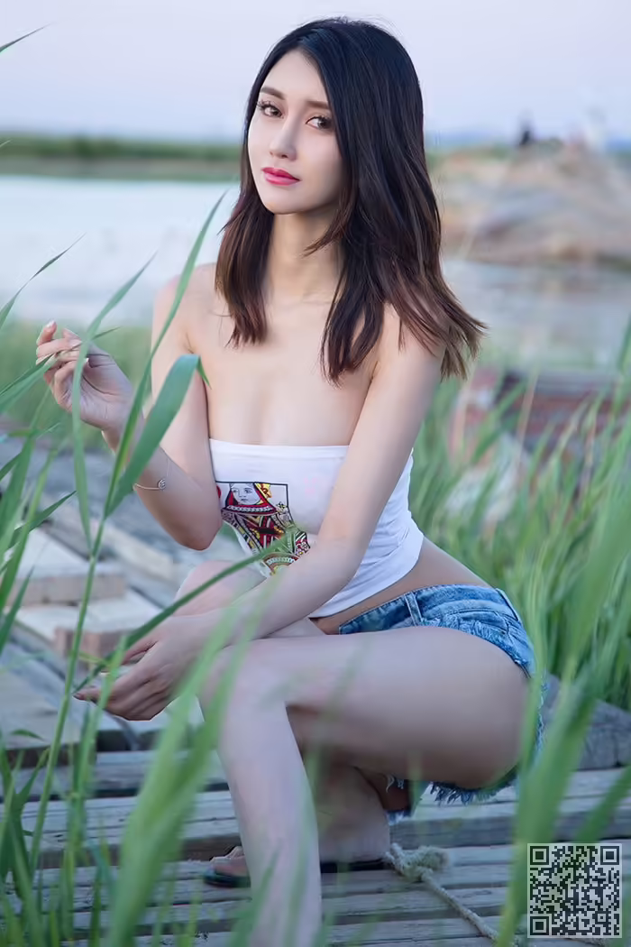 美人、田梓茵、丰乳肥臀