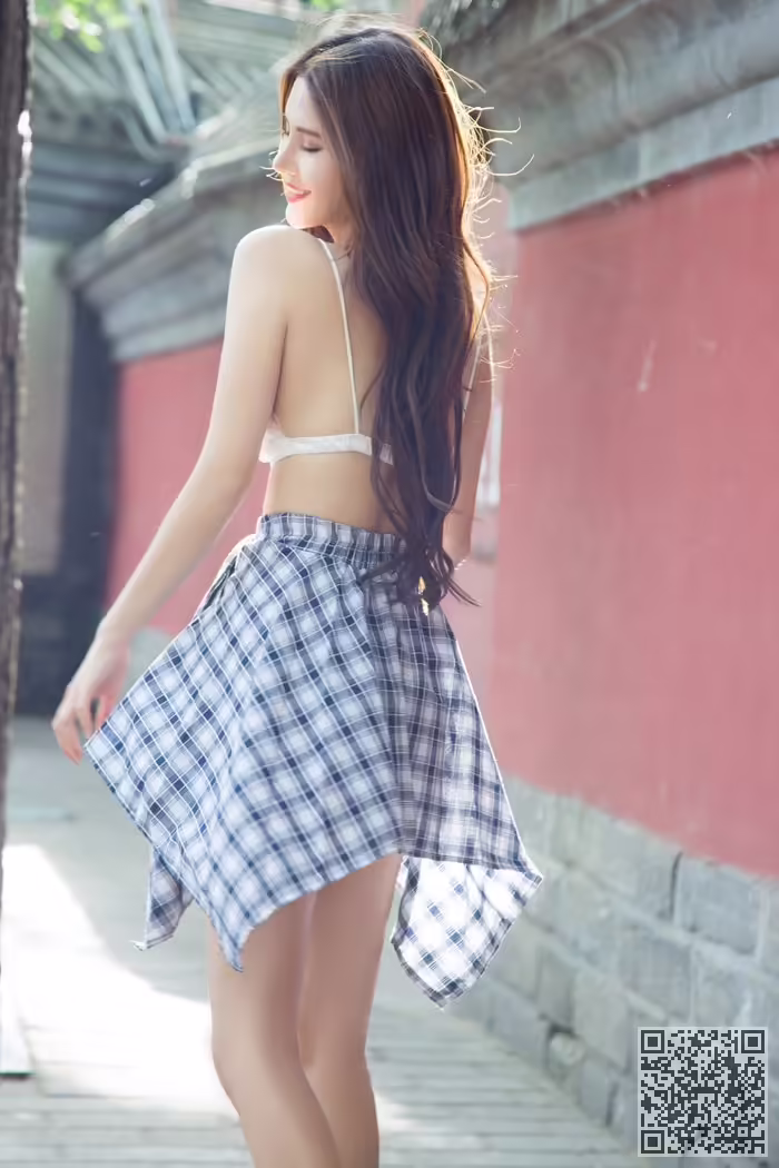 尤果、嫩模、薄丝