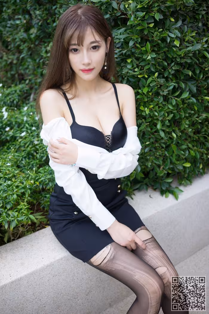 极品玉女杨晨晨清凉一夏诱人心魄