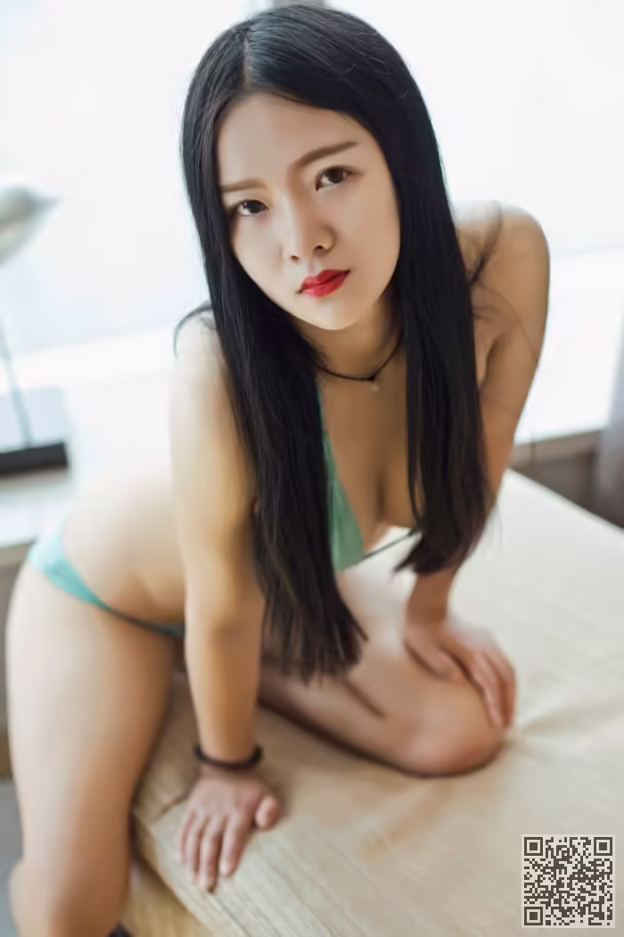诱惑、凌希儿、湿身
