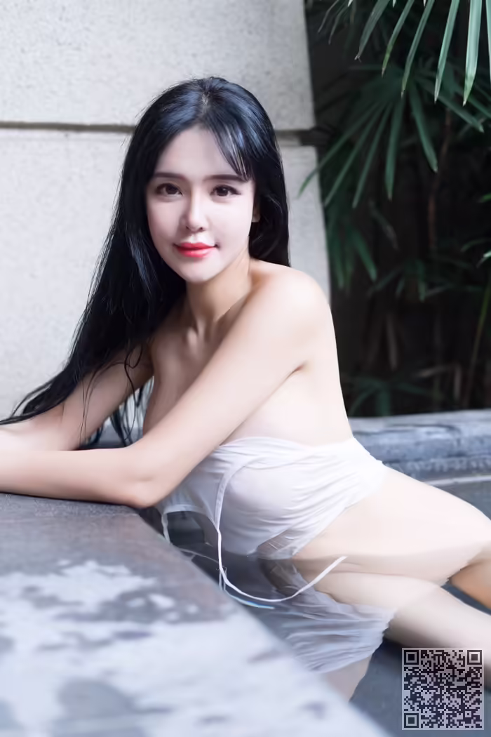 丰臀、肥乳、刘钰儿、湿身诱惑