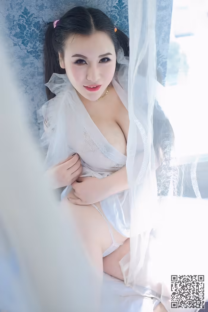 巨乳、少妇、伊若、前凸后翘