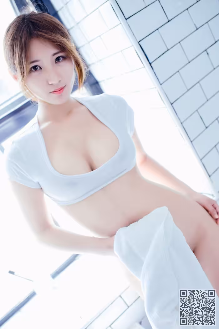 欲望少妇久久性感巨乳香艳来袭