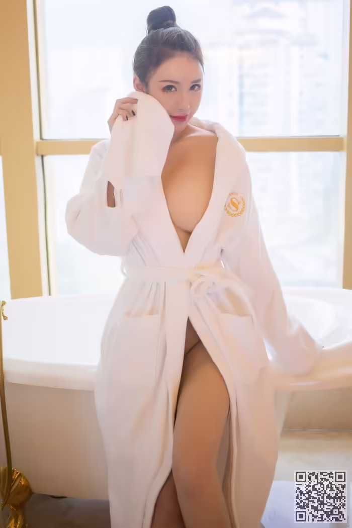 美人、尤妮丝、丰乳肥臀