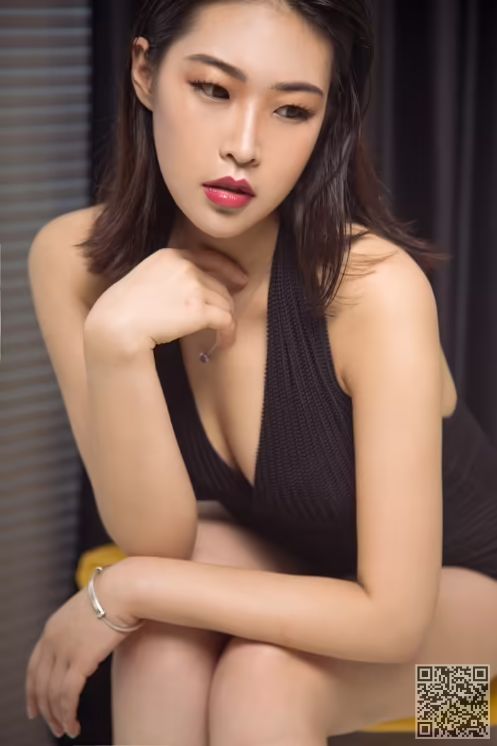 贵妇、果冻、丰乳、肥臀