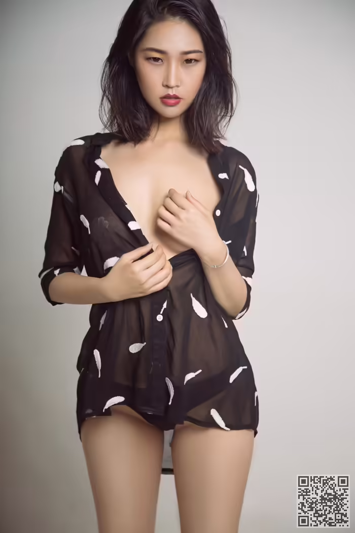 贵妇、果冻、丰乳、肥臀