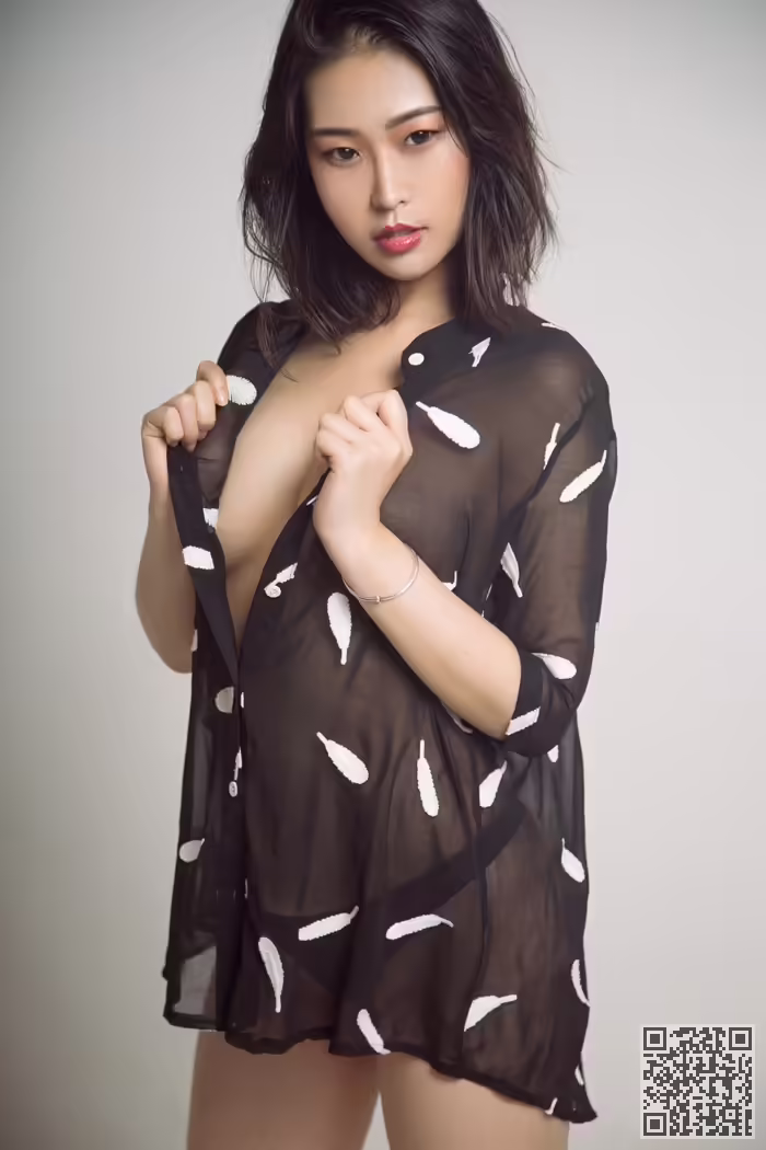 贵妇、果冻、丰乳、肥臀