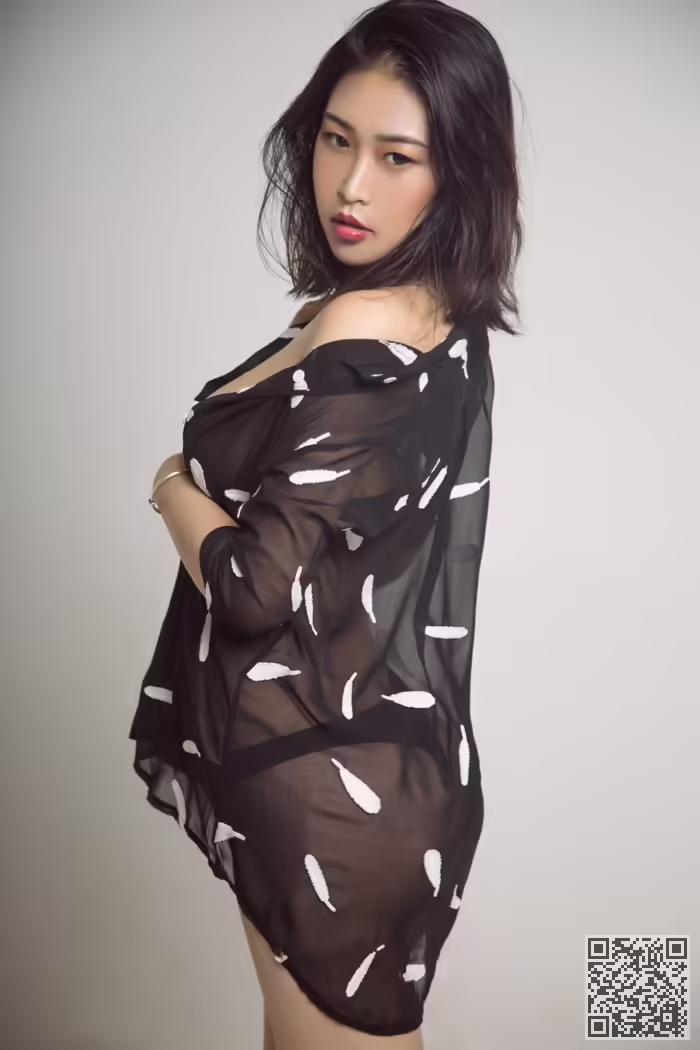 贵妇、果冻、丰乳、肥臀