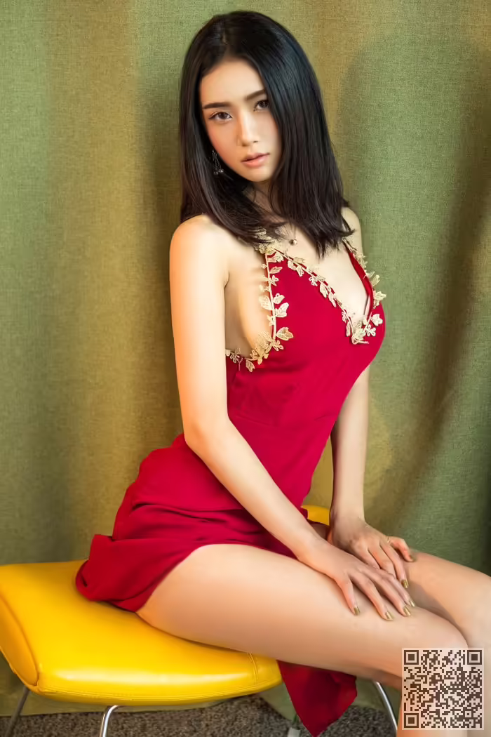 美人、方子萱、暴露