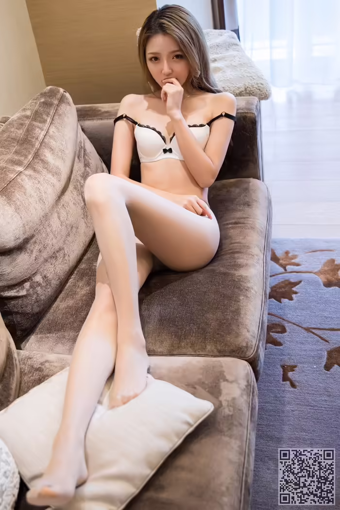 人妻、Miko酱、搔首弄姿