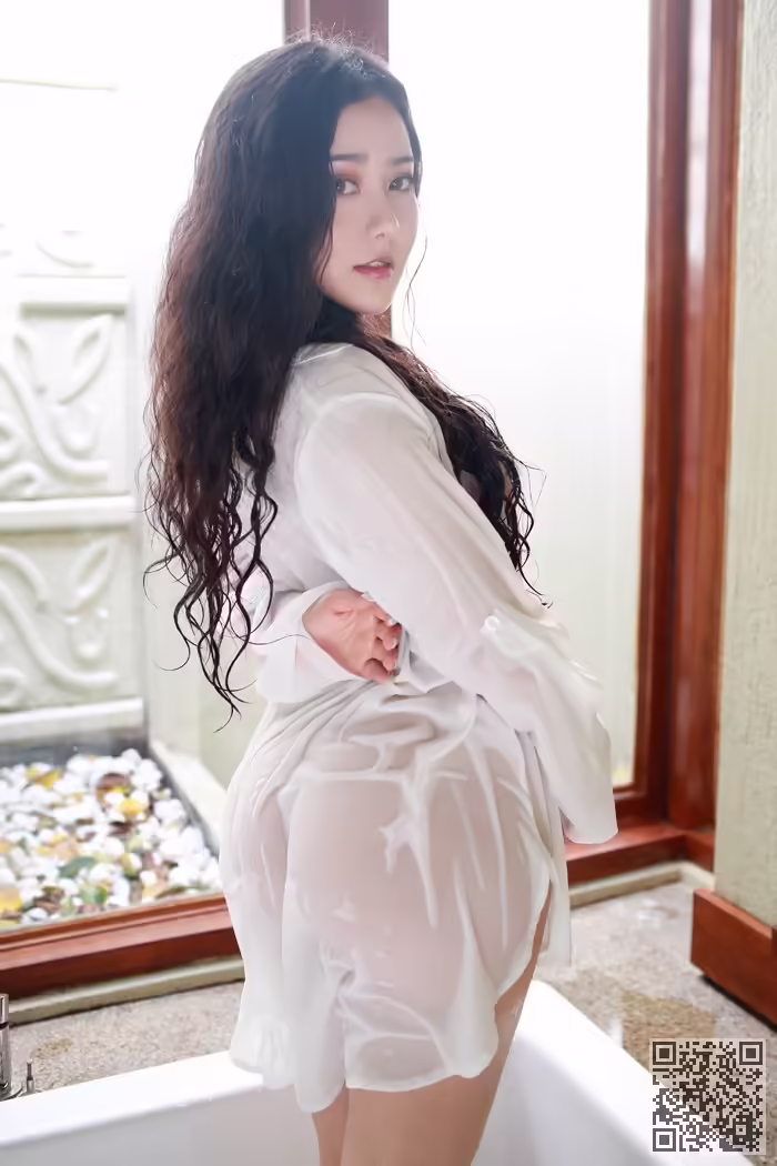 妖姬、玛鲁娜、丰乳肥臀