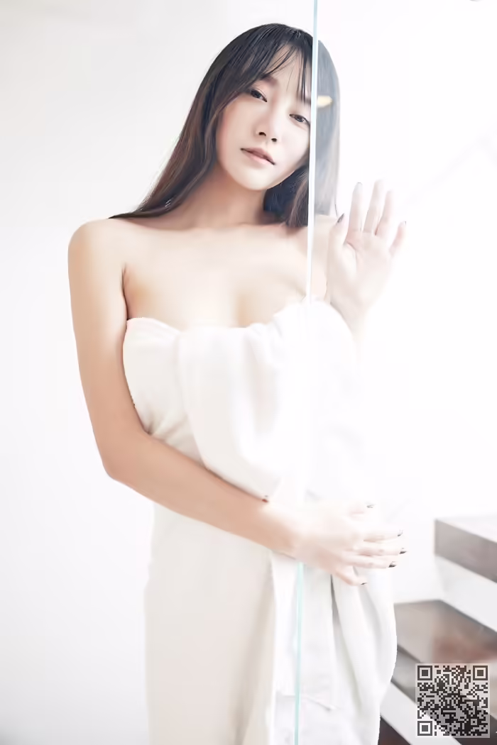 风骚、玉女、何嘉颖