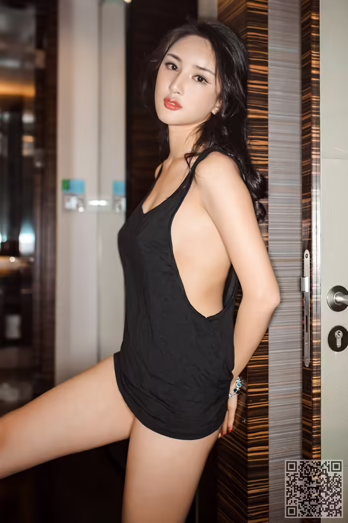 御姐、梅哥、前凸后翘