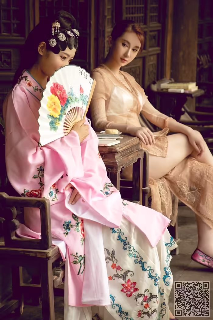 御姐、姐妹花、慰藉