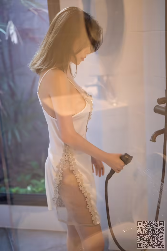 尤物、黄乐然、湿身