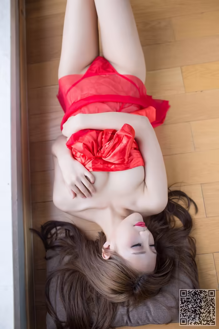 美人、莎莎、胴体