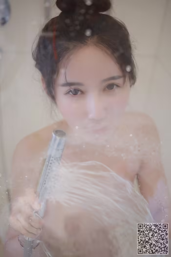 软妹、程程、泡泡浴
