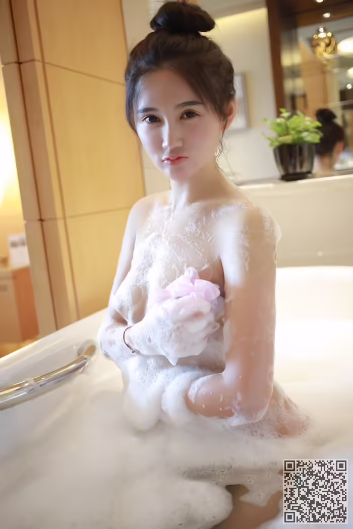 软妹、程程、泡泡浴