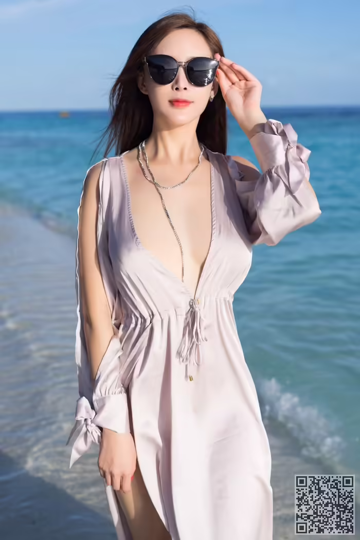 女神、周妍希、若隐若现