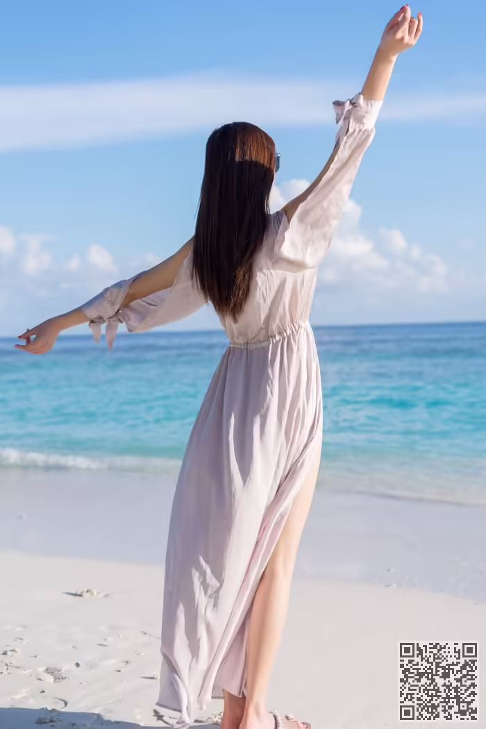 女神、周妍希、若隐若现