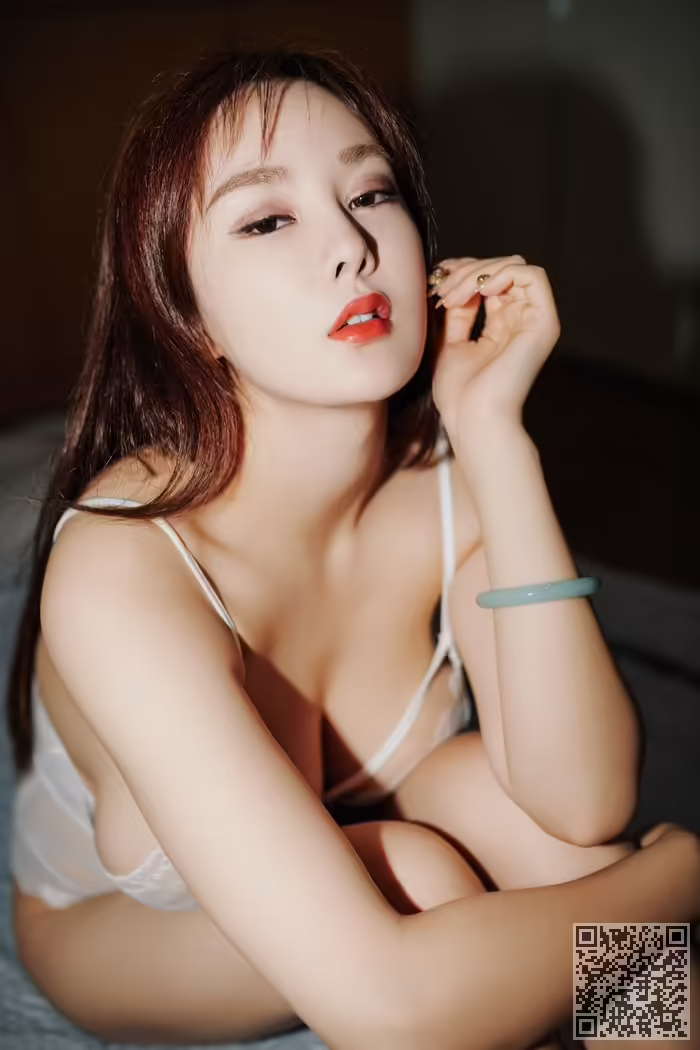巨乳、人妻、易阳