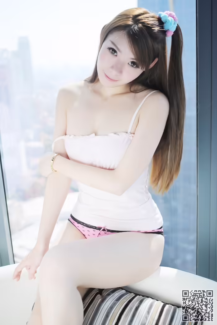 人妻、制服