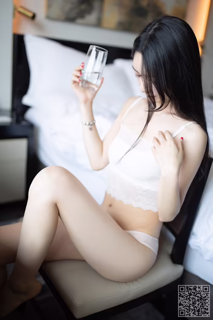 女神、小热巴