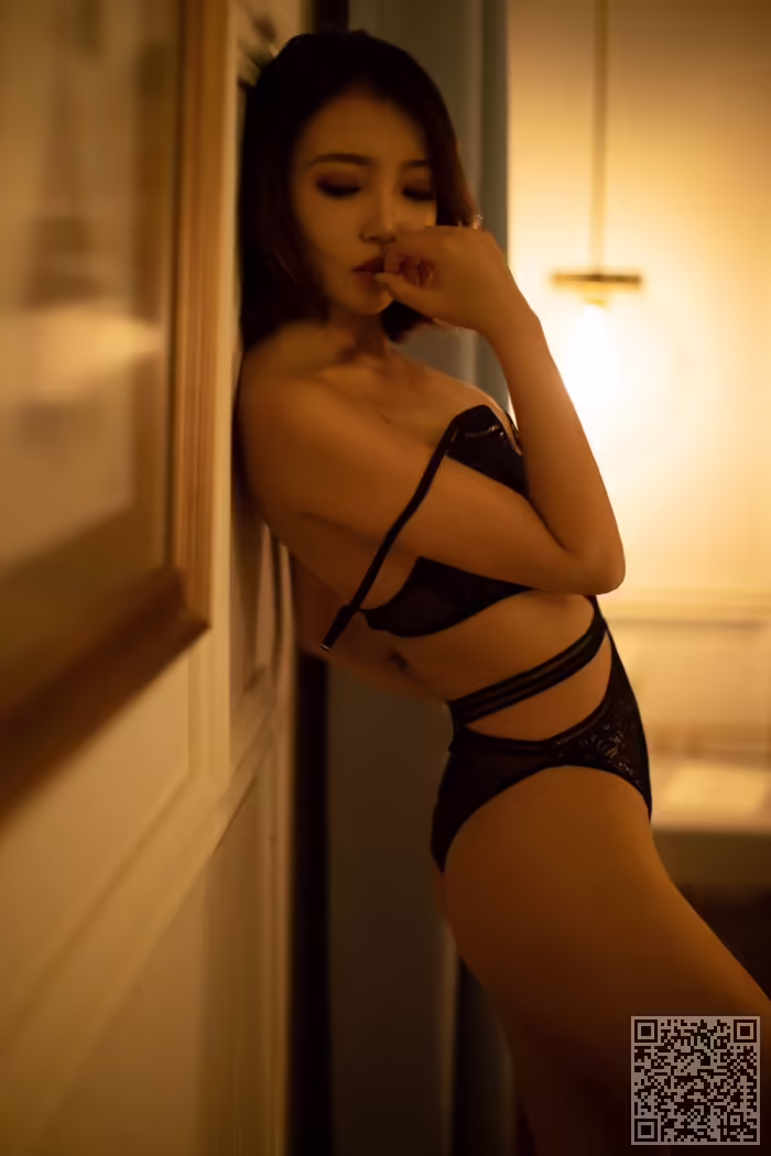 人妻、冯木木、黑丝、搔首弄姿