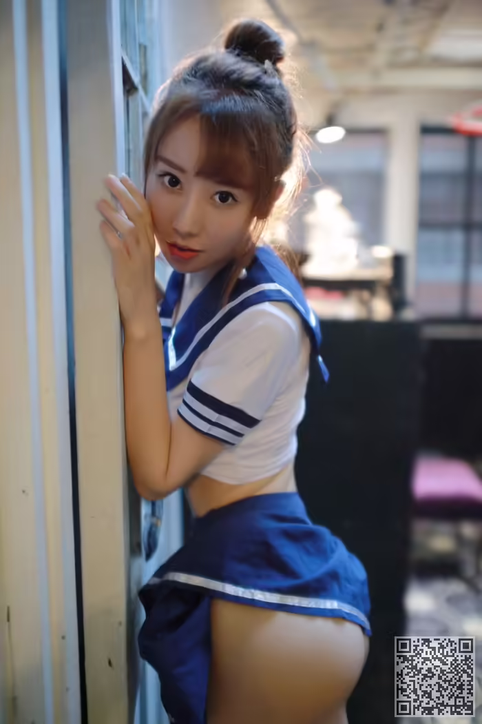 学妹、夏笑笑、酥胸