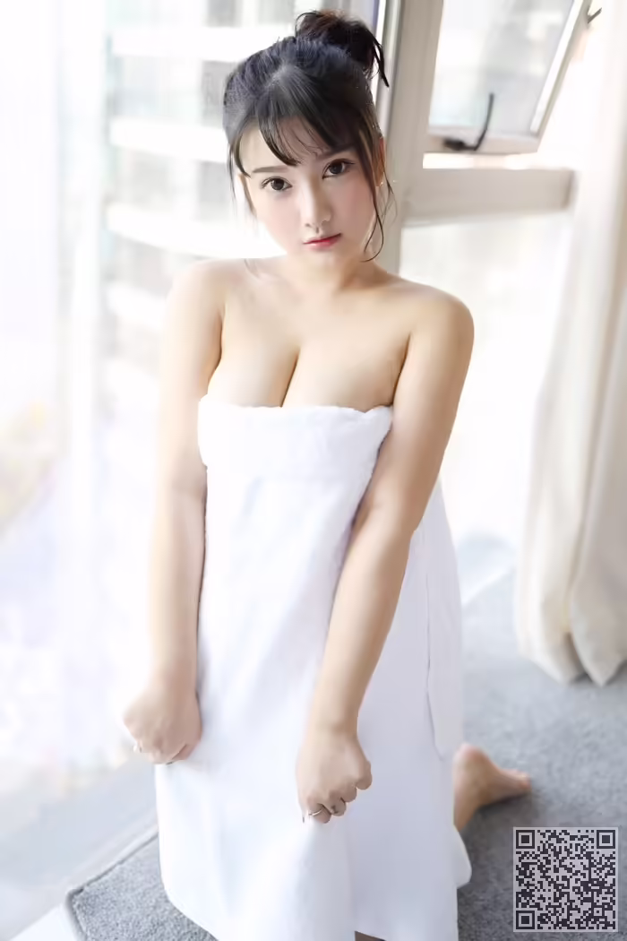 小尤奈、胴体、前凸后翘
