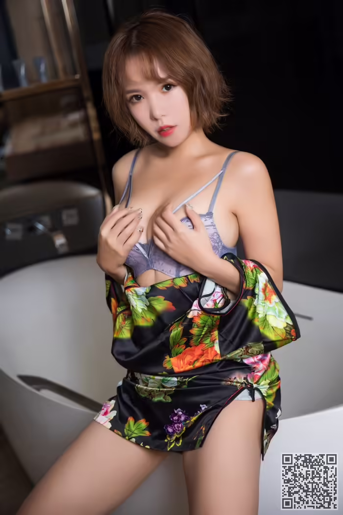 人妻、雅雯、翘臀