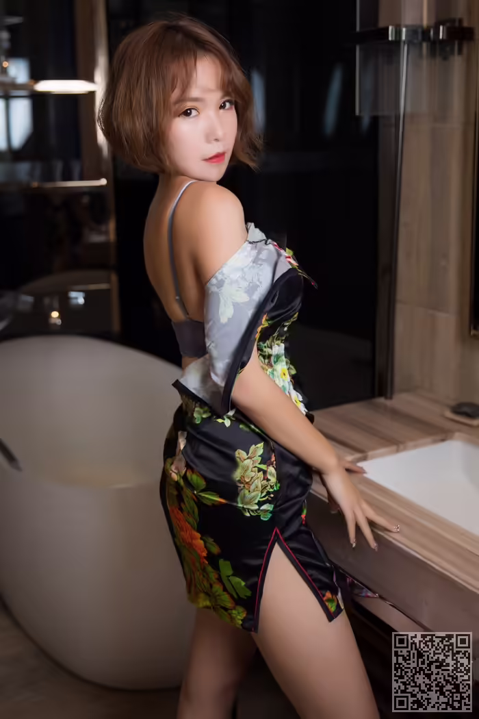 人妻、雅雯、翘臀