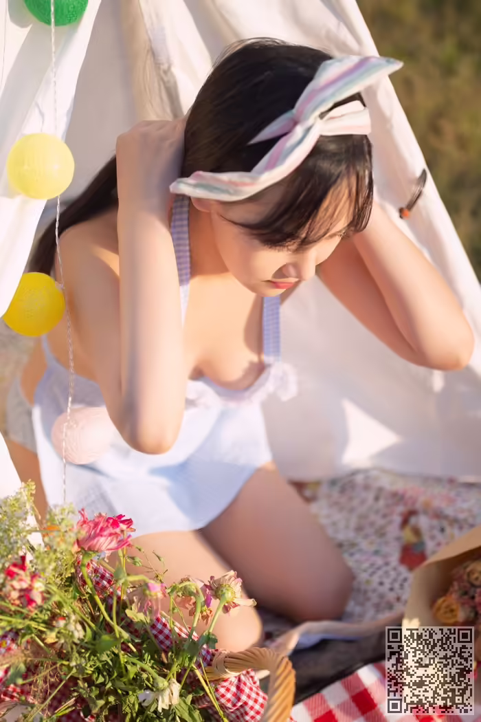 童颜巨乳、徐微微