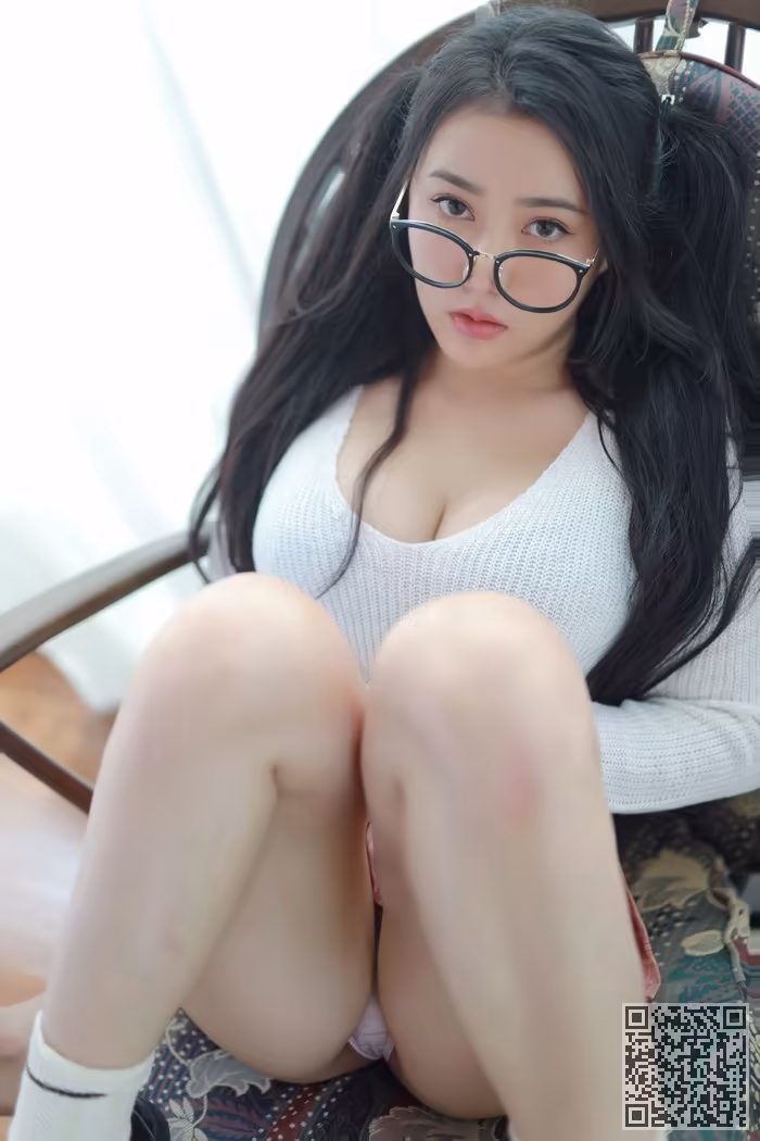 女神、玛鲁娜、翘臀
