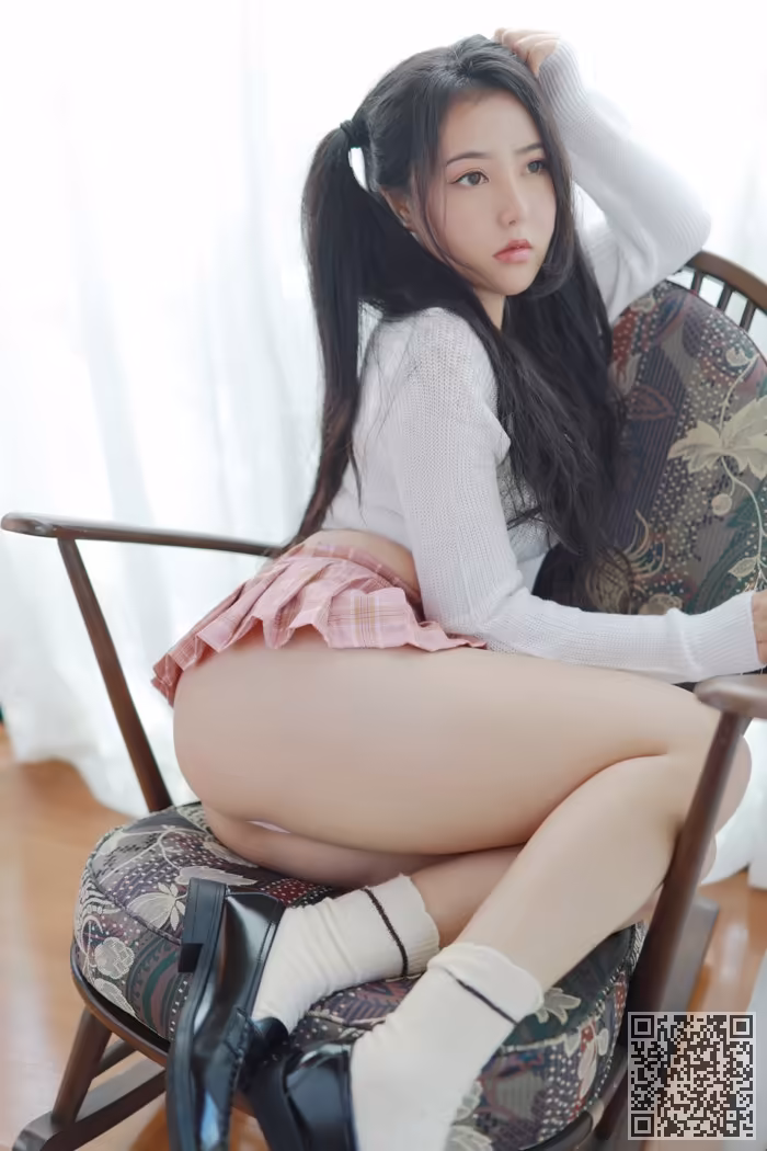 女神、玛鲁娜、翘臀