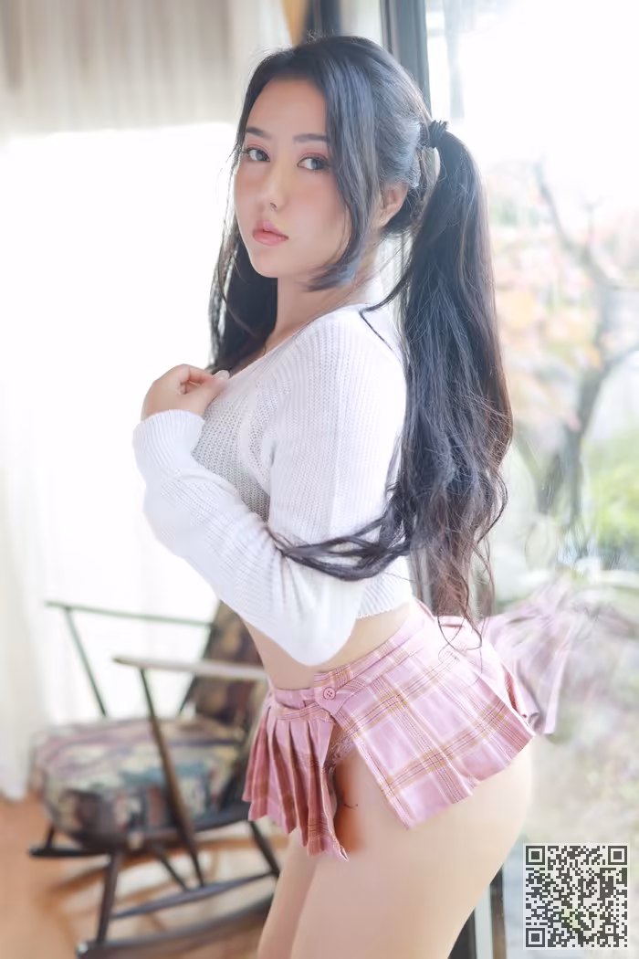 女神、玛鲁娜、翘臀
