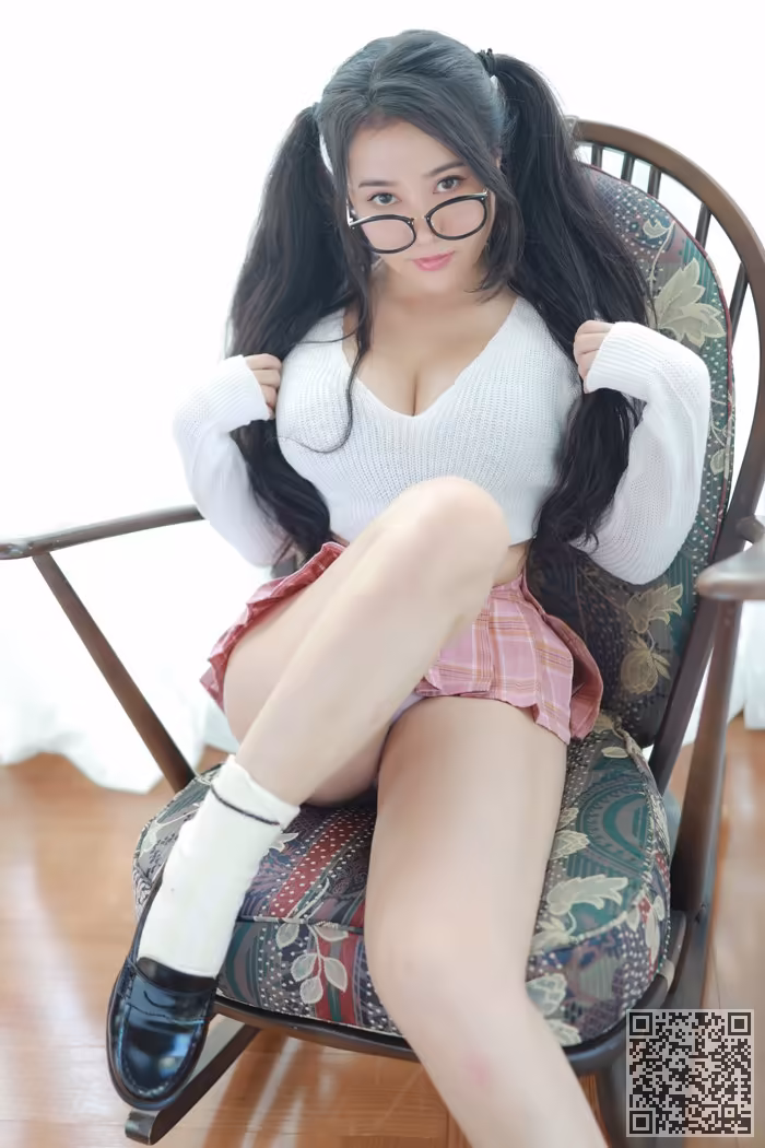女神、玛鲁娜、翘臀