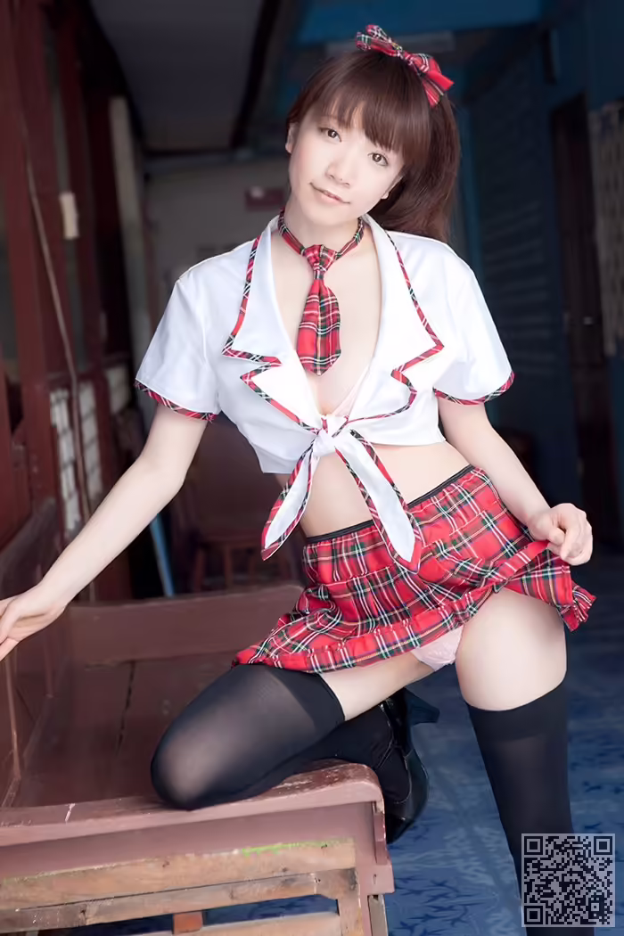 辣妹、平山蓝里、巨乳