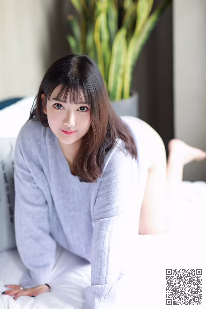 萌妹、小尤奈、童颜巨乳