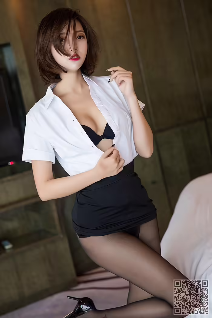 秘书、冯木木