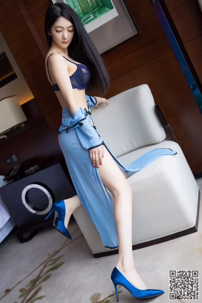 长腿、美女、小热巴