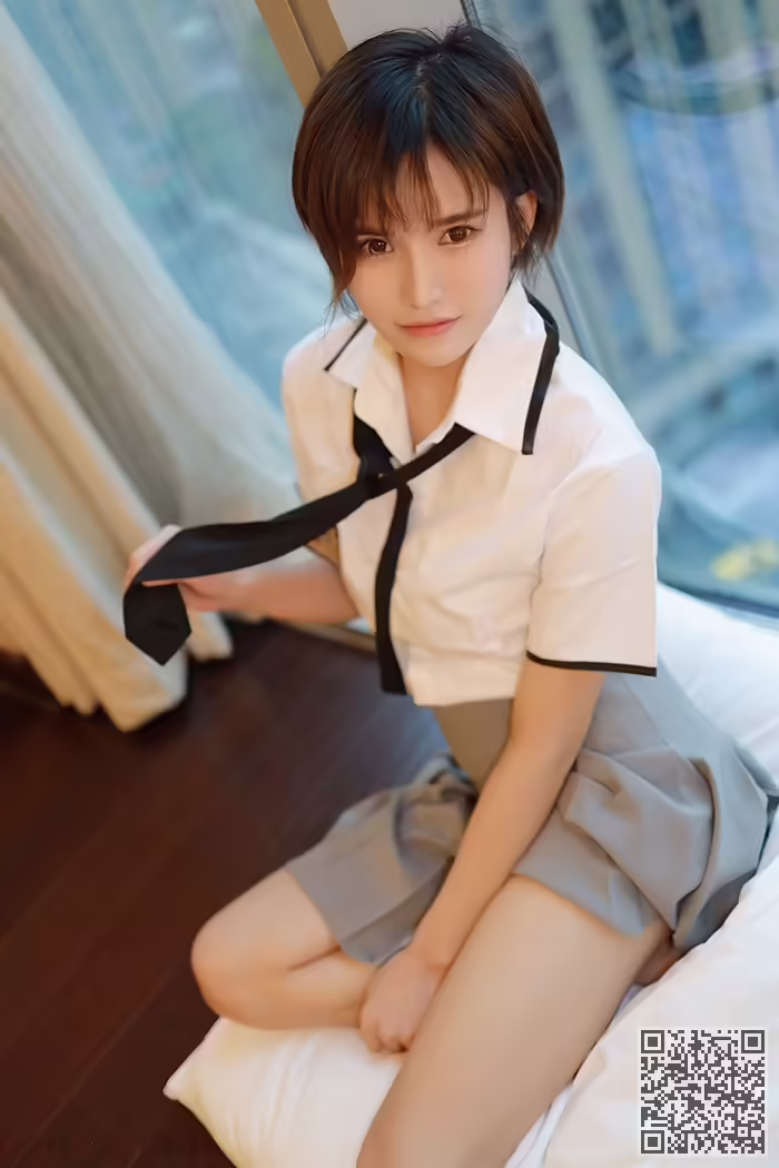 小姿、学生装、诱人