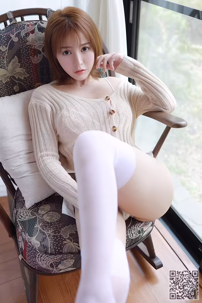 少女、艾莉
