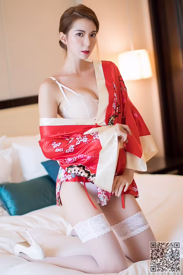美人、Carry、蕾丝
