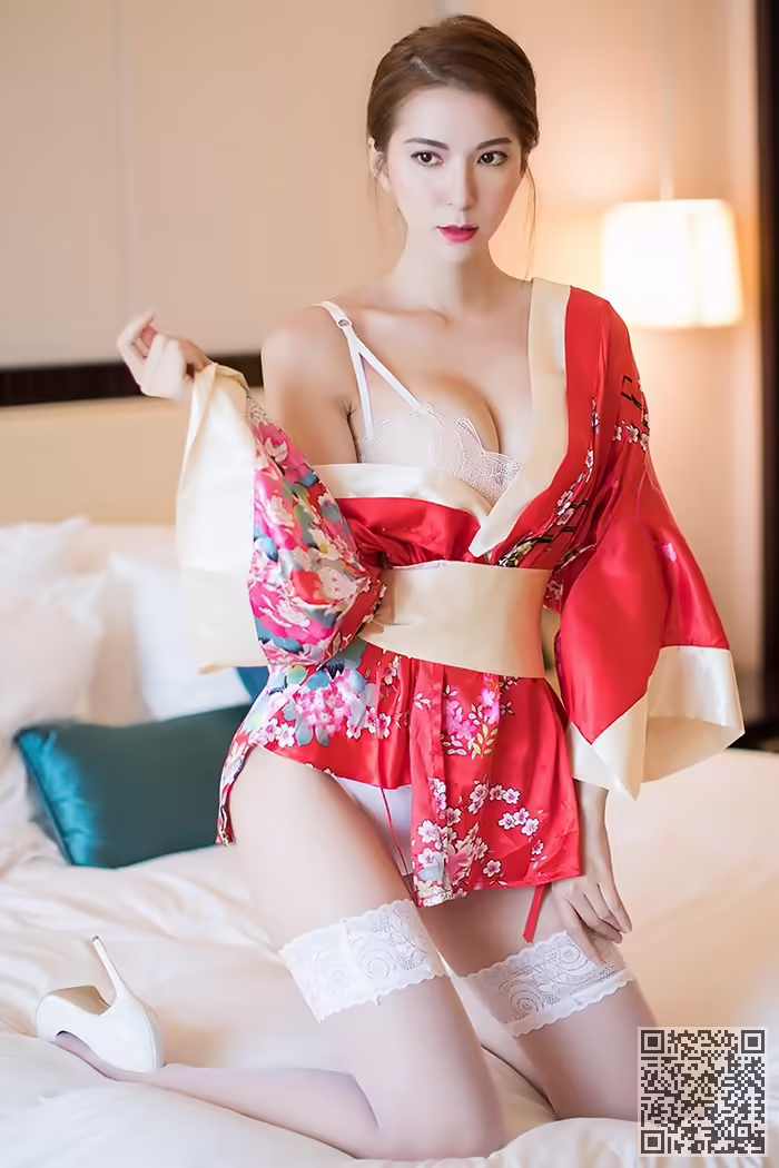 美人、Carry、蕾丝