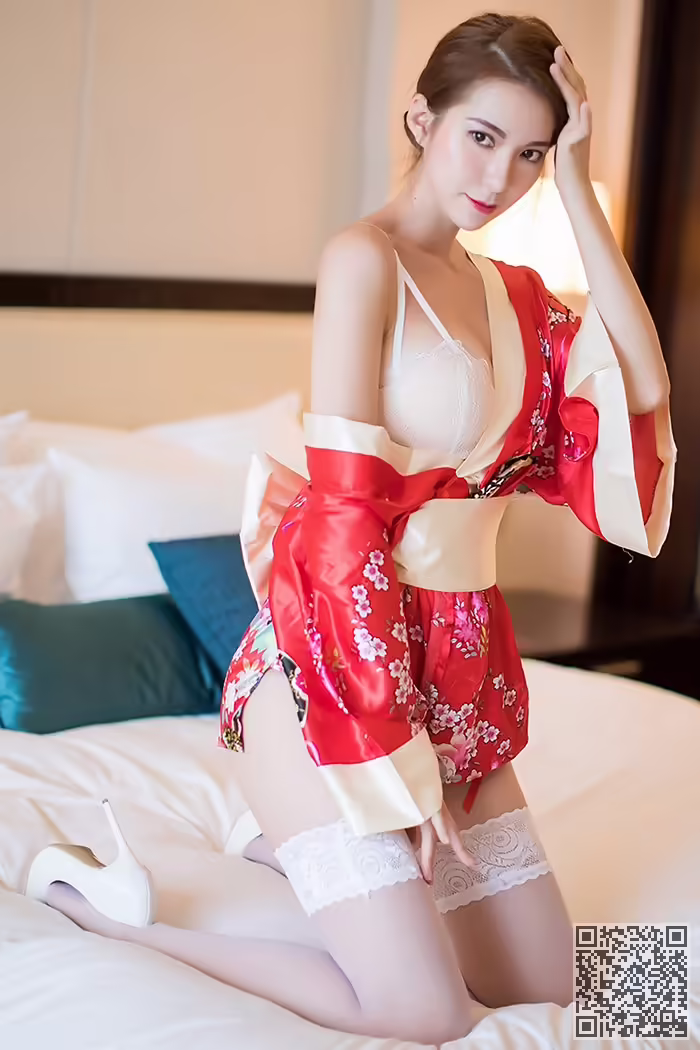 美人、Carry、蕾丝